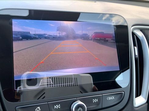 Used 2025 Chevrolet Malibu LS image 27