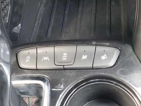 Used 2022 Chevrolet TrailBlazer RS image 34