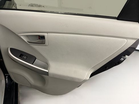 Used 2012 Toyota Prius Three image 31