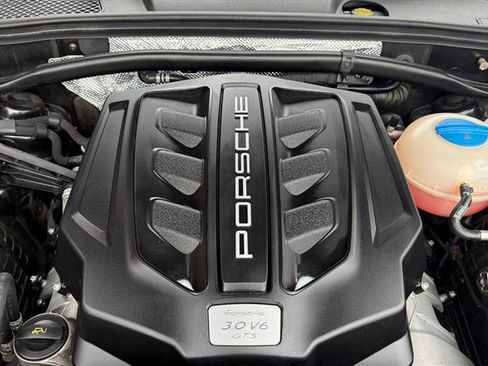 Used 2018 Porsche Macan GTS AWD/4WD image 11