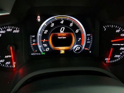 Used 2017 Chevrolet Corvette Stingray w/ 2LT Preferred Equipment Group image 15
