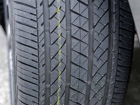 New 2025 Acura TLX w/ Technology Package image 30