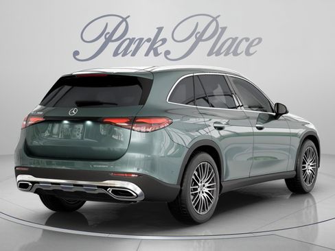 Certified 2026 Mercedes-Benz GLC 300 image 20