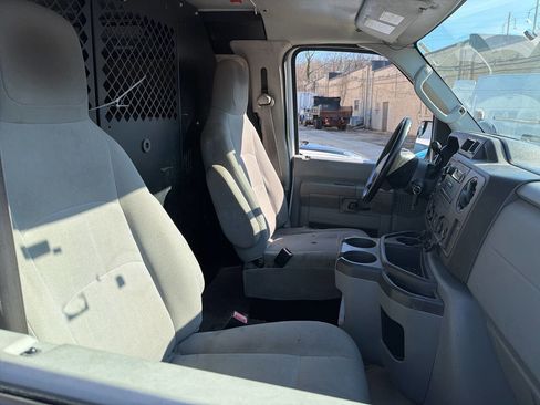 Used 2013 Ford E-250 and Econoline 250 w/ Commercial Cargo Van Pkg image 7