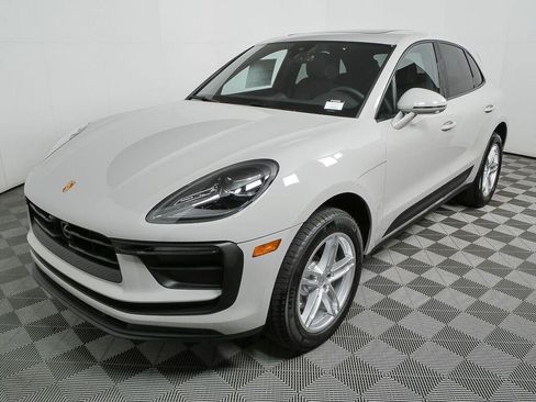 Certified 2026 Porsche Macan Turbo AWD/4WD image 1