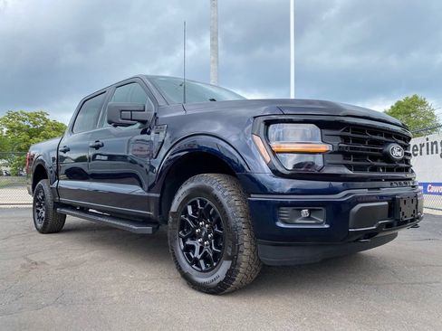 Used 2024 Ford F150 XLT w/ XLT Black Appearance Package AWD/4WD image 33