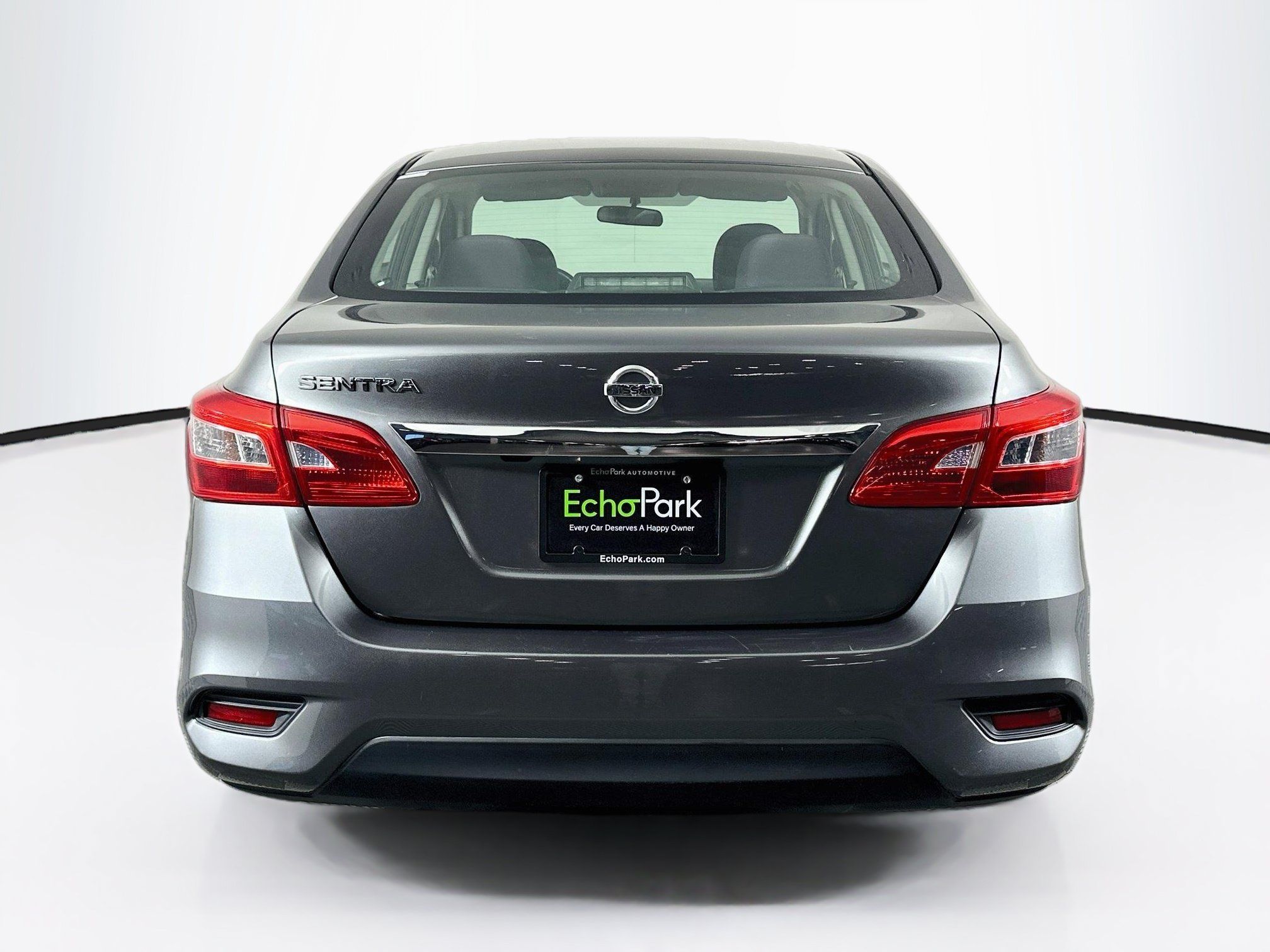 Used 2018 Nissan Sentra S FWD image 7