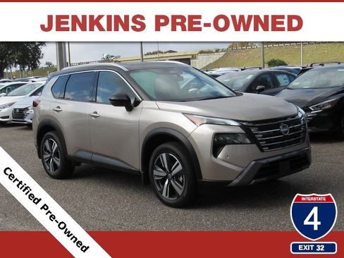 Certified 2025 Nissan Rogue SL w/ SL Premium Package image 1