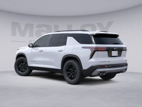 New 2026 Chevrolet Traverse Z71 w/ Enhanced Driving Package AWD/4WD image 3