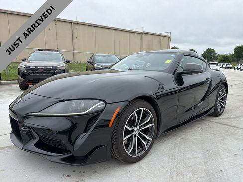 Used 2021 Toyota Supra w/ Safety & Technology Package RWD image 1