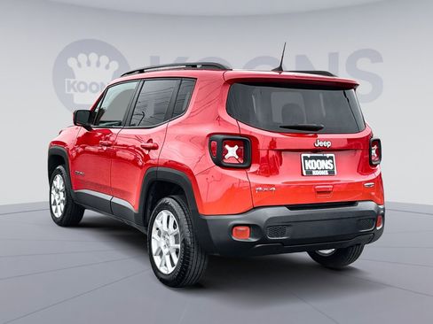 Used 2020 Jeep Renegade Latitude w/ Cold Weather Group image 4