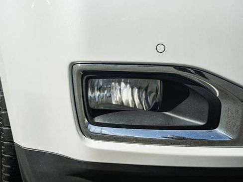 Used 2016 GMC Yukon SLT w/ Open Road Package image 14