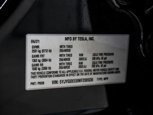 Used 2021 Tesla Model Y Long Range AWD/4WD image 8