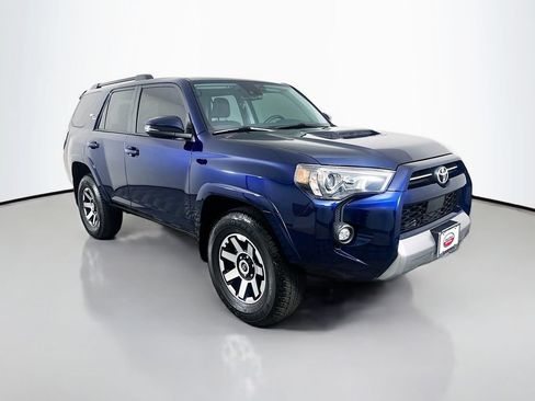 Used 2022 Toyota 4Runner TRD Off-Road Premium w/ Moonroof Package AWD/4WD image 3