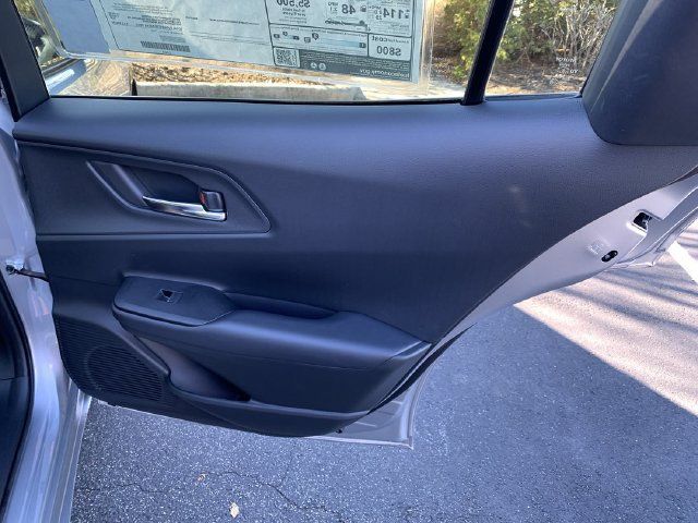 New 2025 Toyota Prius Plug-In Hybrid FWD image 11