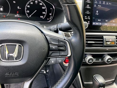 Used 2021 Honda Accord Sport image 19