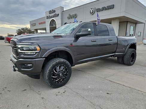 Used 2022 RAM 3500 Laramie w/ Night Edition image 2