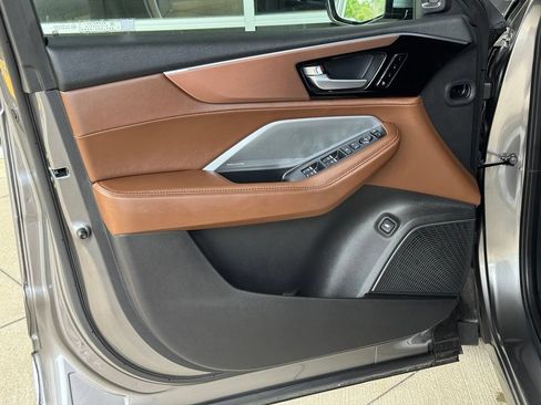 Used 2025 Acura MDX FWD w/ Technology Package image 31