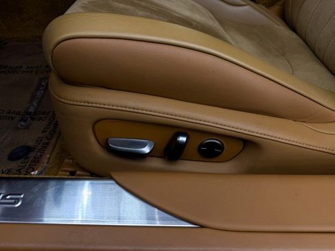 Used 2018 Lexus LC 500 Coupe image 17