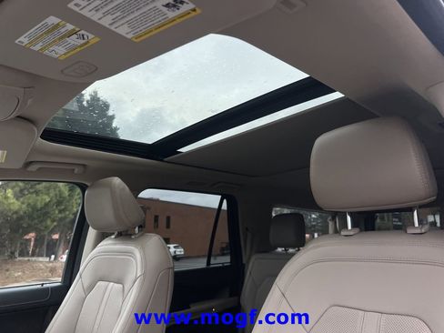 Used 2024 Ford Expedition Max Limited image 15