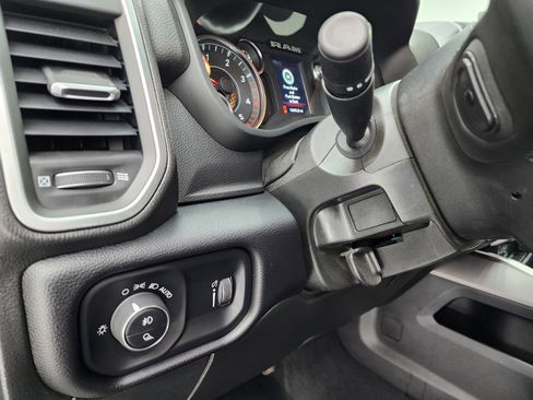 Used 2024 RAM 2500 Big Horn w/ Night Edition image 38