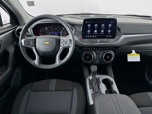 New 2025 Chevrolet Blazer LT w/ Midnight/Sport Edition AWD/4WD image 23