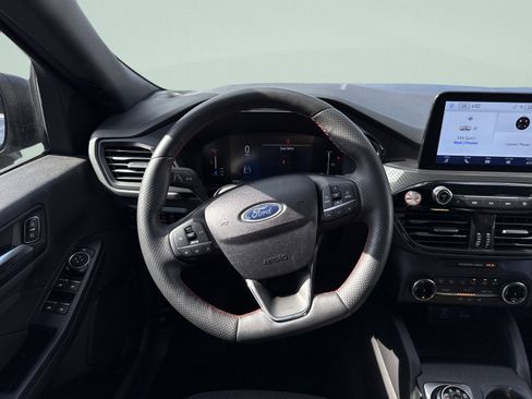 Used 2023 Ford Escape ST-Line image 36