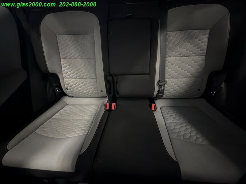 Used 2018 Chevrolet Equinox LS AWD/4WD image 30