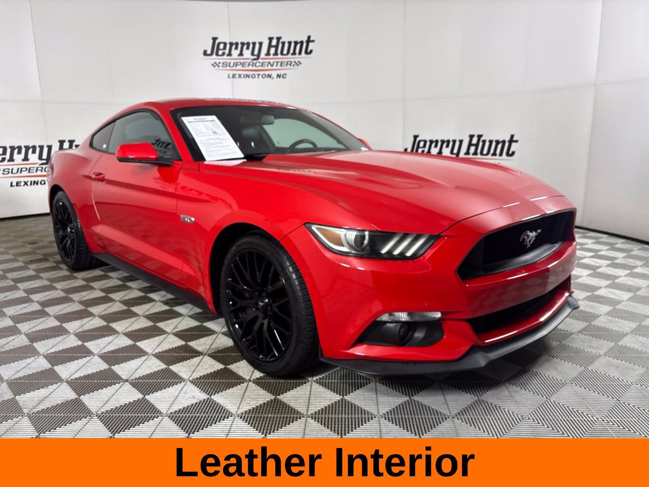 Used 2017 Ford Mustang GT Premium w/ GT Performance Package RWD image 4