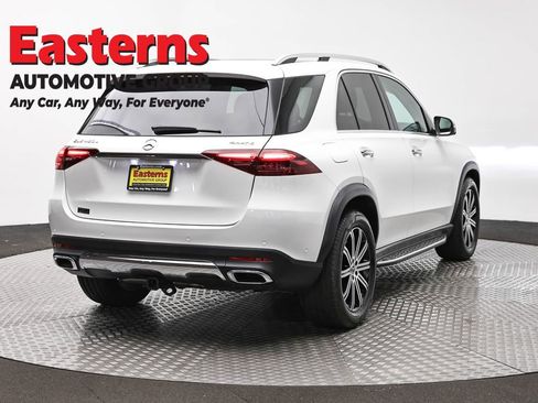 Used 2025 Mercedes-Benz GLE 450e 4MATIC image 5