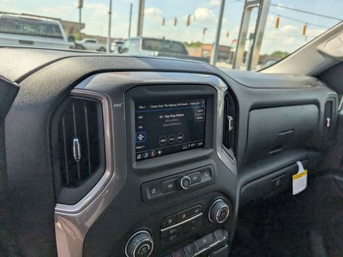 New 2026 Chevrolet Silverado 2500 Custom w/ Custom Value Package AWD/4WD image 20