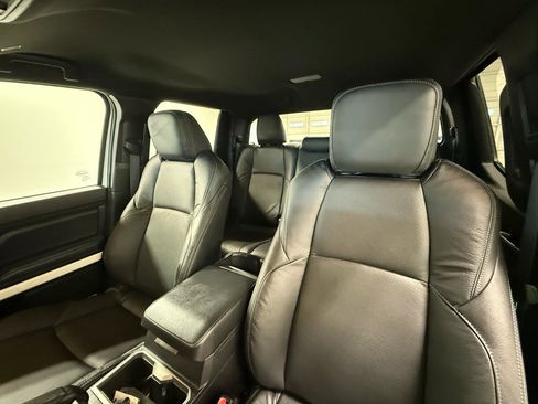 Used 2024 Toyota Tacoma TRD Off-Road image 13