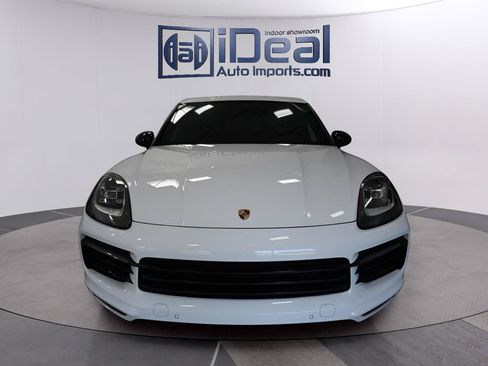 Used 2019 Porsche Cayenne S w/ Premium Package AWD/4WD image 8