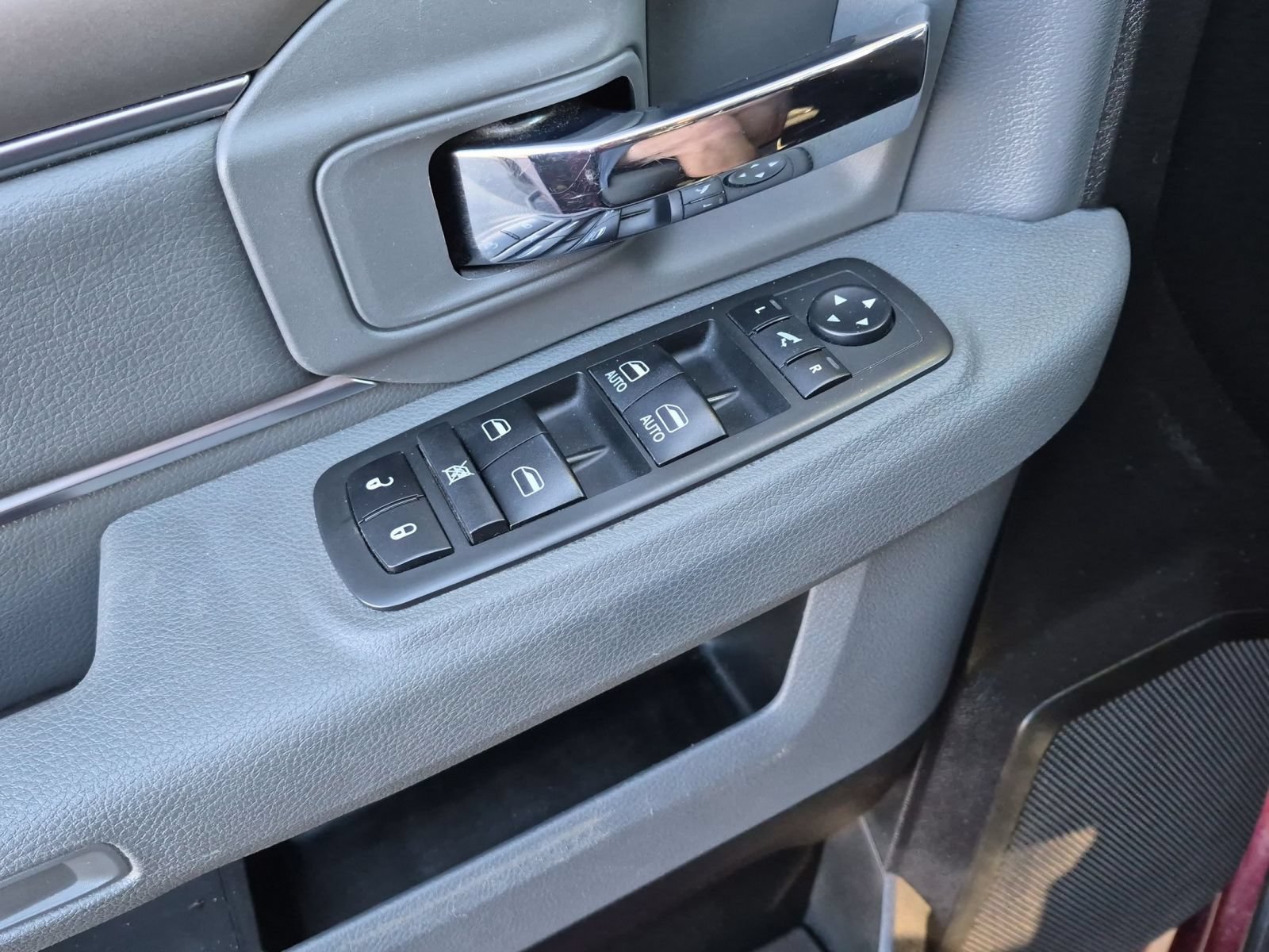 Used 2019 RAM 1500 Big Horn AWD/4WD image 11