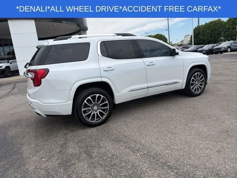 Used 2023 GMC Acadia Denali w/ Denali Ultimate Package AWD/4WD image 12