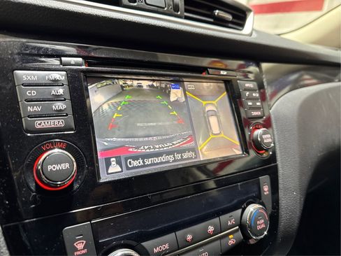 Used 2015 Nissan Rogue SL w/ SL Premium Package image 23