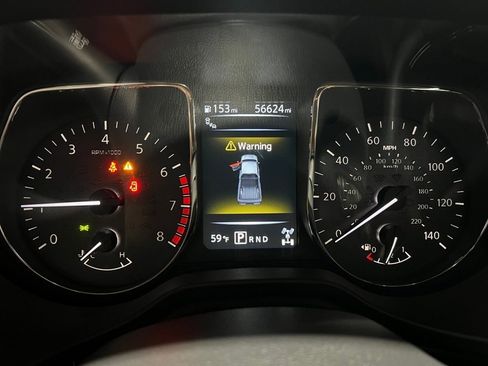 Used 2018 Nissan Titan PRO-4X image 28