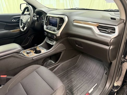 Used 2023 GMC Acadia SLE w/ Driver Convenience Package FWD image 30
