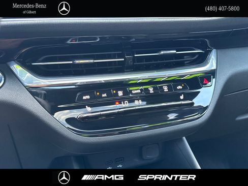 Used 2024 Buick Envista Avenir FWD image 28