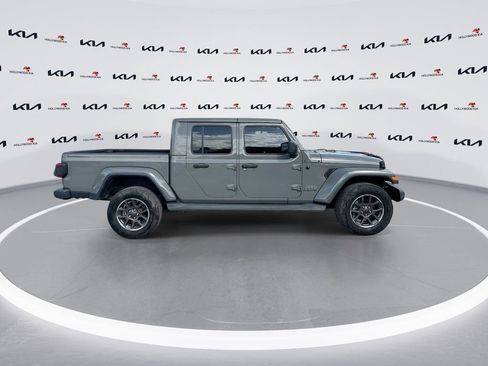 Used 2021 Jeep Gladiator Overland AWD/4WD image 9