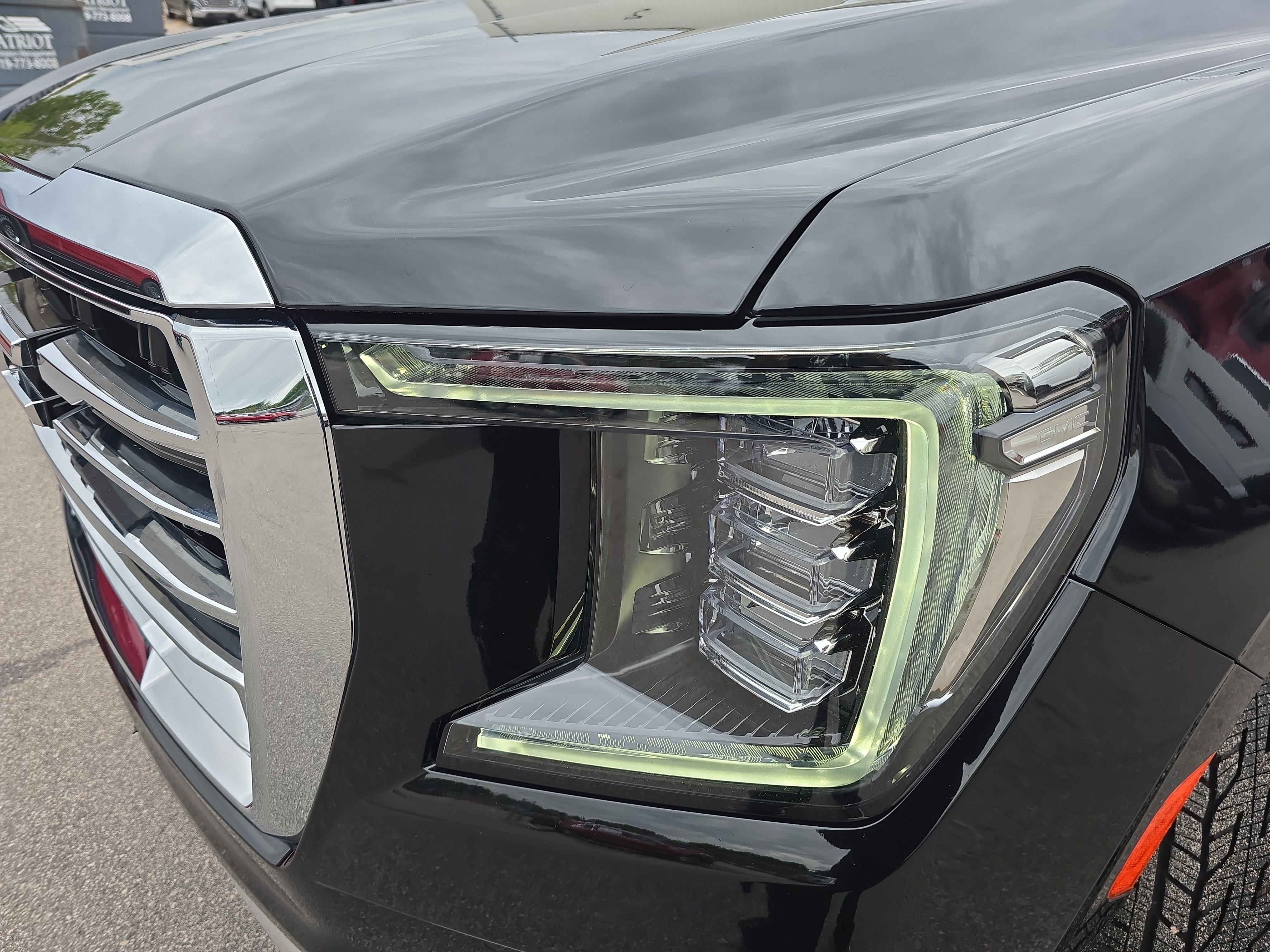 Used 2024 GMC Yukon SLT AWD/4WD image 31