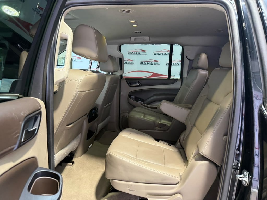 Used 2020 Chevrolet Suburban LT AWD/4WD image 27