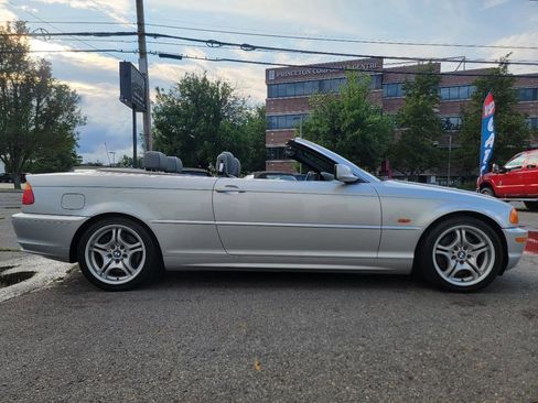 Used 2001 BMW 330Ci Convertible RWD image 11