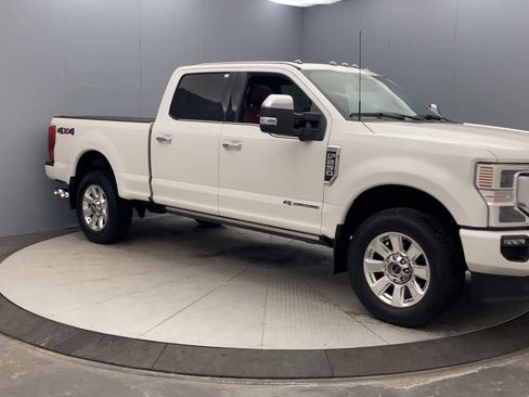 Used 2022 Ford F250 Platinum AWD/4WD image 7