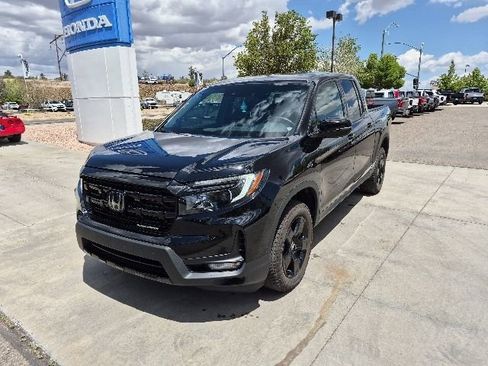 Certified 2024 Honda Ridgeline Black Edition image 2