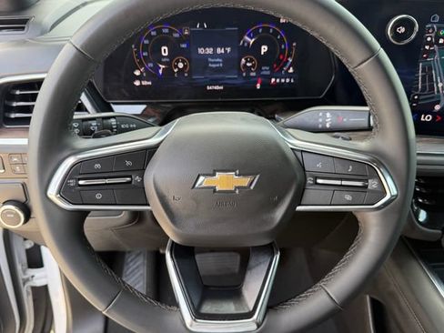 Used 2025 Chevrolet Tahoe LT RWD image 18