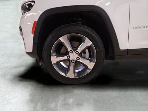 New 2026 Jeep Grand Cherokee L Limited image 24