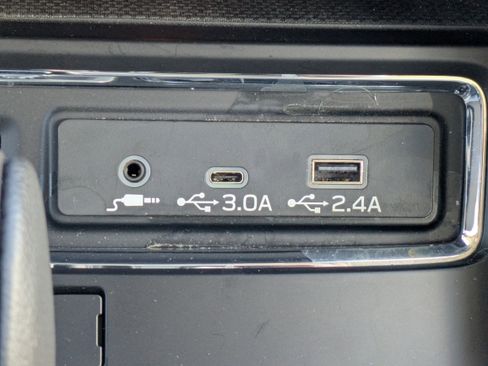 Used 2025 Subaru Ascent Premium image 20