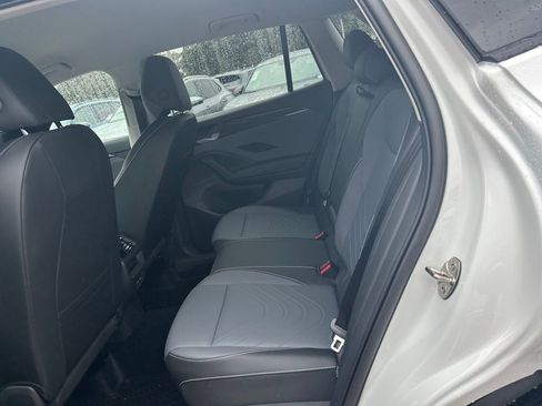 New 2026 Volkswagen Tiguan SE image 45