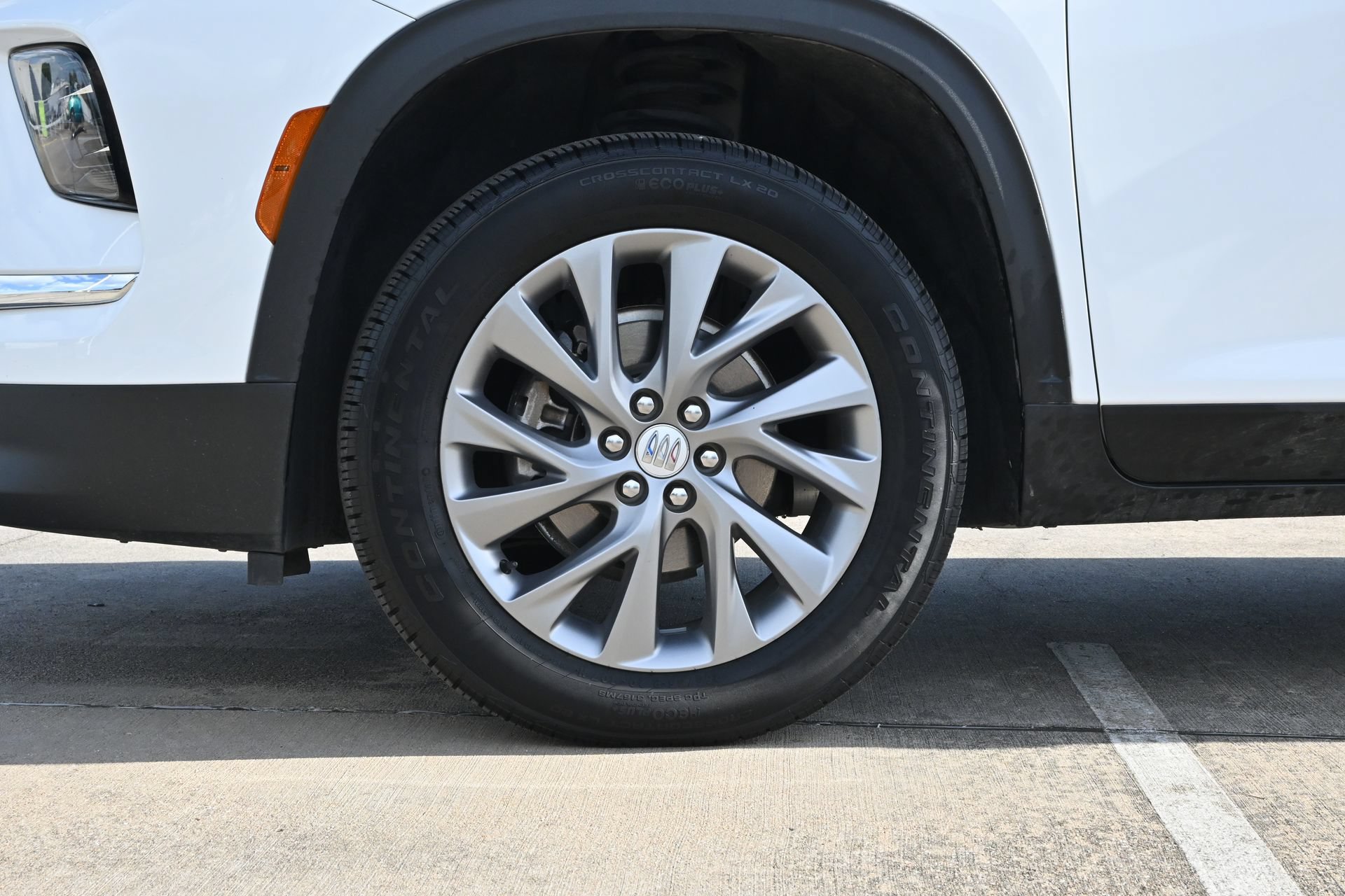 Used 2025 Buick Enclave Preferred FWD image 30